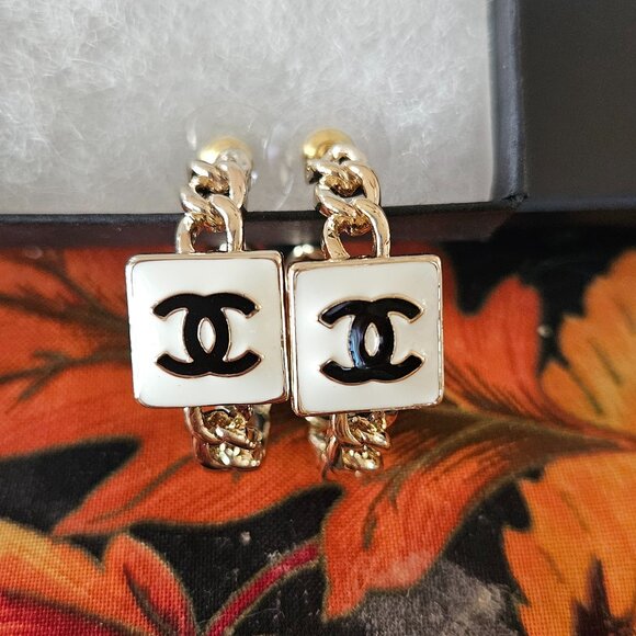 Chanel Hoop Chain Earrings - Picture 1 of 3